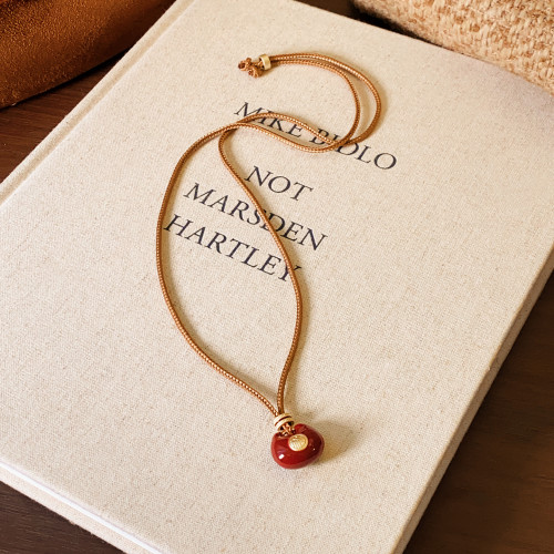 紅色福鎖吊墜項鍊女款2026新款高級感輕奢小衆精緻長款毛衣鏈配飾