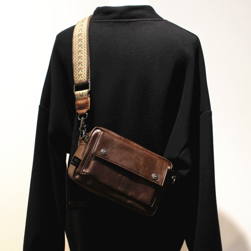 threebox男包新款郵差小挎包潮牌青年單肩包街頭手機包休閒斜後後背包