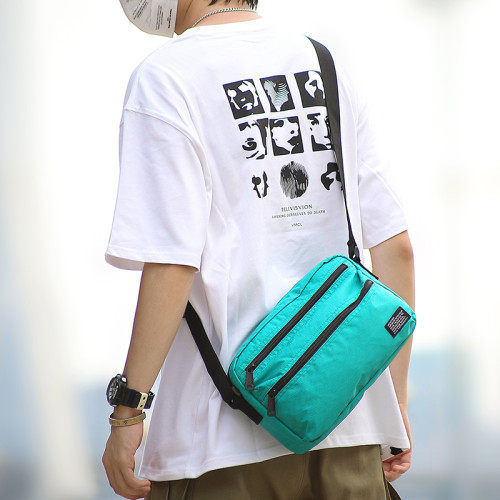 日系男士單肩包ins風休閒斜後後背包個性潮流韓版郵差包學生新小跨包