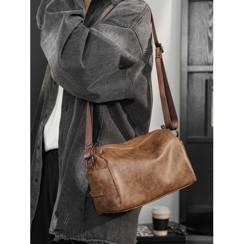 新款時尚單肩包小方包 韓版男包休閒小包潮流斜後後背包小後後背包IPAD包