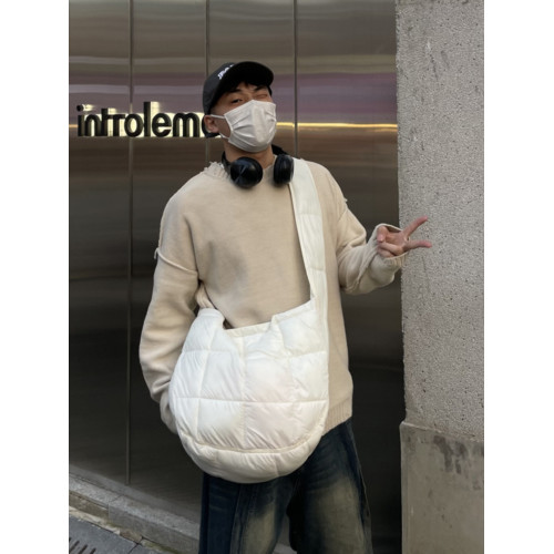 YUEN設計款羽絨雲朵包復古挎斜背單肩大容量泡芙輕便上課包男女潮