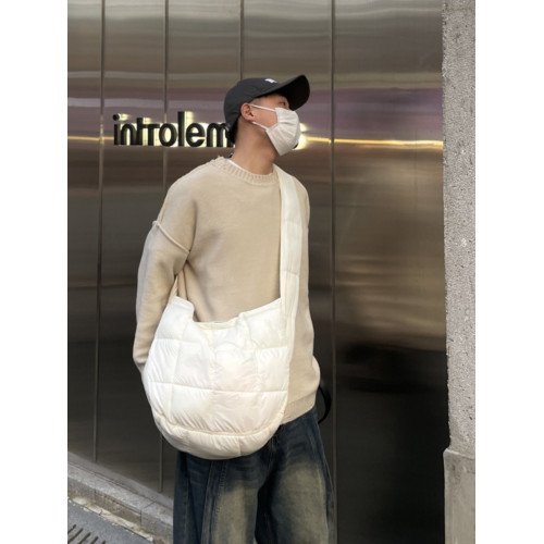 YUEN設計款羽絨雲朵包復古挎斜背單肩大容量泡芙輕便上課包男女潮