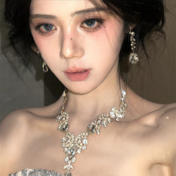 超閃水滴滿鑽流蘇項鍊耳環套裝女宮廷輕奢小衆設計鎖骨鍊脖子配飾