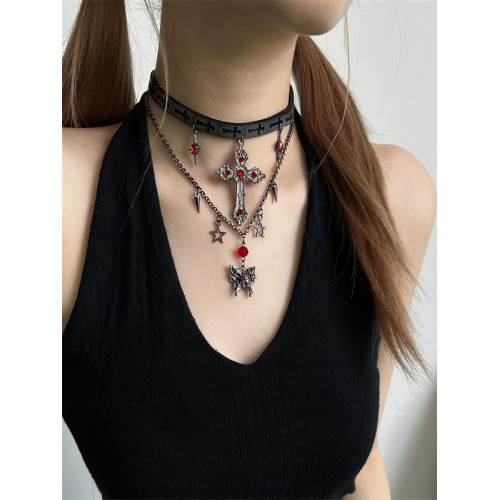 哥特風y2k多層曡戴蝴蝶十字架choker項鍊女小衆涉穀風辣妹配飾潮
