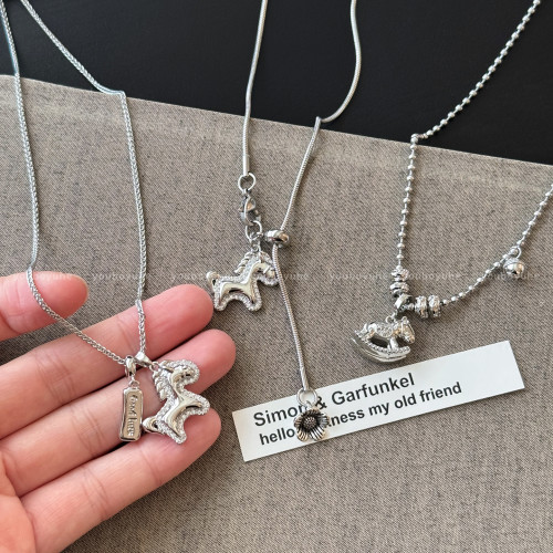 馬到錢來~銀色小馬長款項鍊女大氣高檔輕奢高級感毛衣鏈掛脖配飾 馬到錢來~銀色小馬長款項鍊女大氣高檔輕奢高級感毛衣鏈掛脖配飾