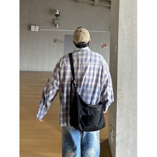 YUEN設計款尼龍防水耐磨單肩斜背機車包男女大容量郵差街頭挎包潮