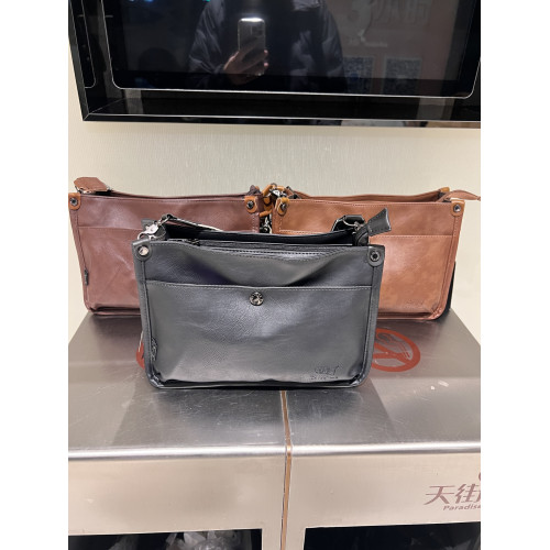 2026新品休閒戶外長方包男斜後後背包PU通勤單肩包女士彩帶斜背平板包