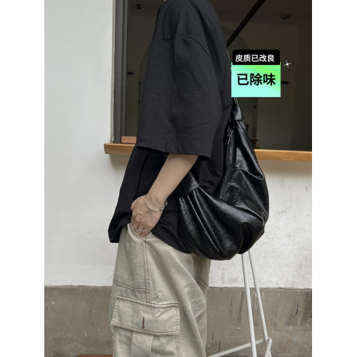 百搭復古油蠟皮斜後後背包男女日系風大容量軟面皮質單肩包潮流餃子包