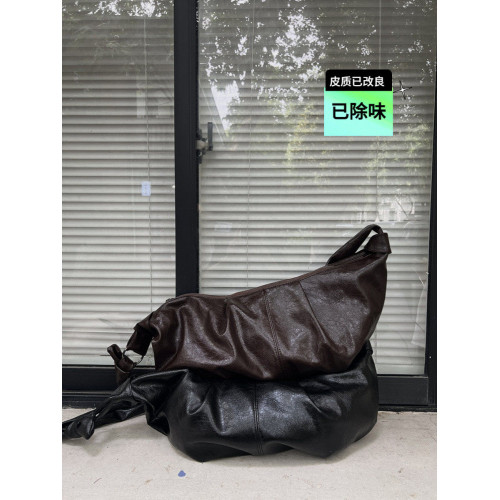 百搭復古油蠟皮斜後後背包男女日系風大容量軟面皮質單肩包潮流餃子包