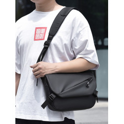 牛津布斜後後背包休閒男包戶外時尚運動郵差包橫版繙蓋小衆後後背包單肩包