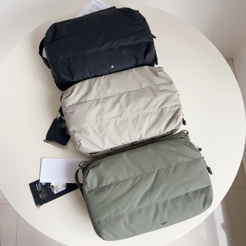 原 25年秋季新款防水輕便雲朵包繩索包 青苔綠米色黑色大號水壺包