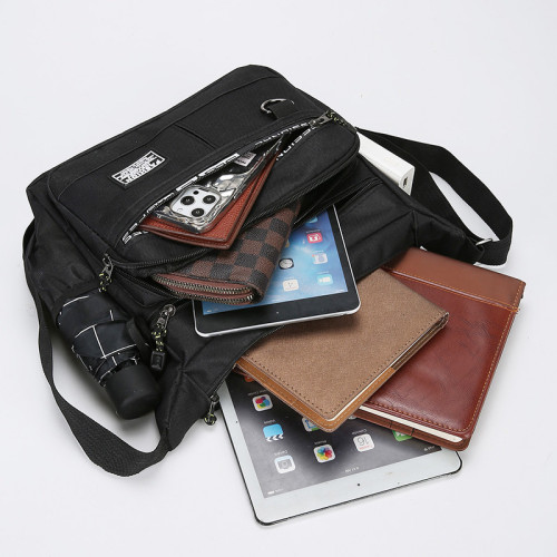 新款大容量單肩包防水耐磨後後背包多口袋做生意包商務休閒男士斜後後背包