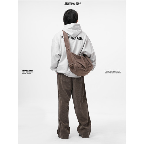 麂皮絨大容量HOBO流浪包2026新款男女生休閒餃子大包廢土風斜後後背包