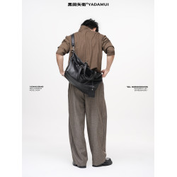 黑田矢衛「幅墜」軟皮小衆高級感通勤男生女斜後後背包單肩手提托特包