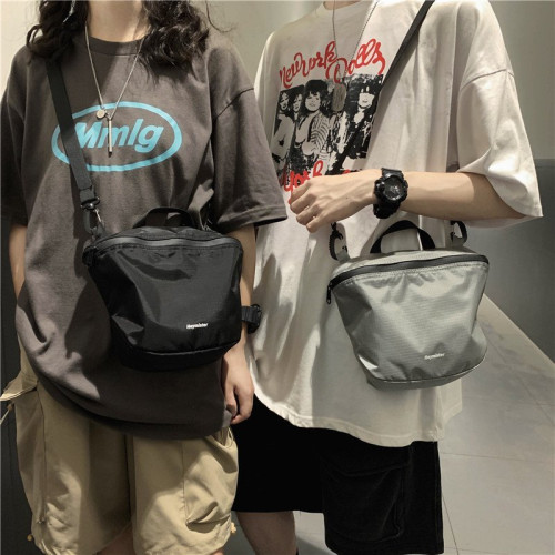 港風男女款登山小後後背包輕便日常旅行單肩包時尚手機包防水斜背胸包