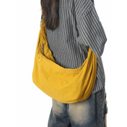 潮牌輕便大容量純色斜後後背包慵懶風男生女生通勤百搭單肩包騎行後後背包