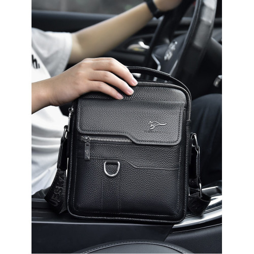 2026新款男士單肩包真皮斜後後背包頭層牛皮商務手提時尚掛包小後後背包男