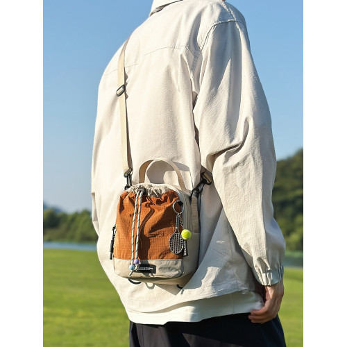 兩用斜背水杯包戶外運動雙肩包小衆休閒單肩包輕便徒步登山水壺包