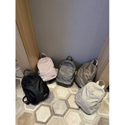 防水尼龍布中號後後背包的2026春夏款韓系雙肩包高級休閒簡約旅行包包 防水尼龍布中號後後背包的2026春夏款韓系雙肩包高級休閒簡約旅行包包