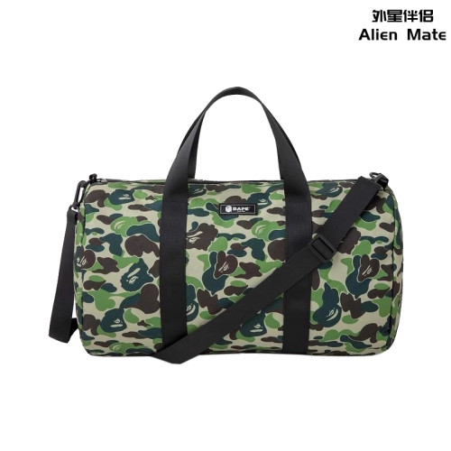 外星伴侶Bape迷彩猿人頭潮流單肩包手提斜後後背包旅行包運動桶包