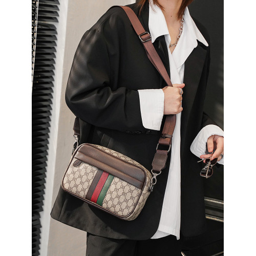 2026新款單肩包男韓版時尚潮流斜後後背包商務休閒橫款青年男包小後後背包 2026新款單肩包男韓版時尚潮流斜後後背包商務休閒橫款青年男包小後後背包