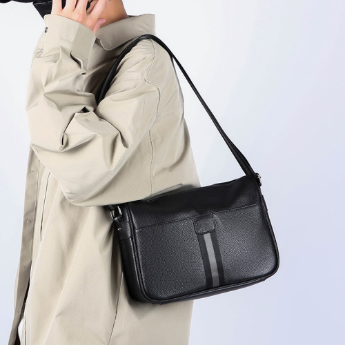 時尚簡約真皮單肩包大容量男士商務休閒斜後後背包頭層牛皮男包小後後背包