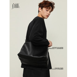 是自由啊 •原創自製 不受約束 極簡大容量單肩斜後後背包不規則男包