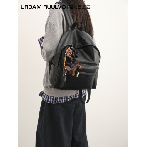 UR軟皮通勤雙肩包大容量女2025新款冬大學生上課書包短途旅行後後背包 UR軟皮通勤雙肩包大容量女2025新款冬大學生上課書包短途旅行後後背包