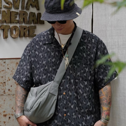 VISVSVM VISVIM CHARLIE IISHOULDER BAG 尼龍斜紋布單肩包 VISVSVM VISVIM CHARLIE IISHOULDER BAG 尼龍斜紋布單肩包