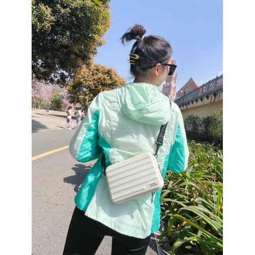 國家地理單肩斜後後背包手機數碼收納行李箱可攜式旅行盒化妝包包