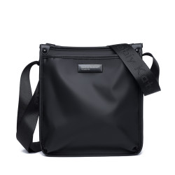 新款橫竪款單肩包短途出差通勤防水大容量男包多層休閒商務斜後後背包