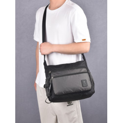 新款男士斜後後背包休閒百搭超輕通勤包牛津布包旅行商務大容量單肩包