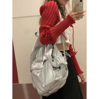 韓系八奶銀色尼龍雙肩包秋冬學生旅行書包防水輕便通勤大容量戶外