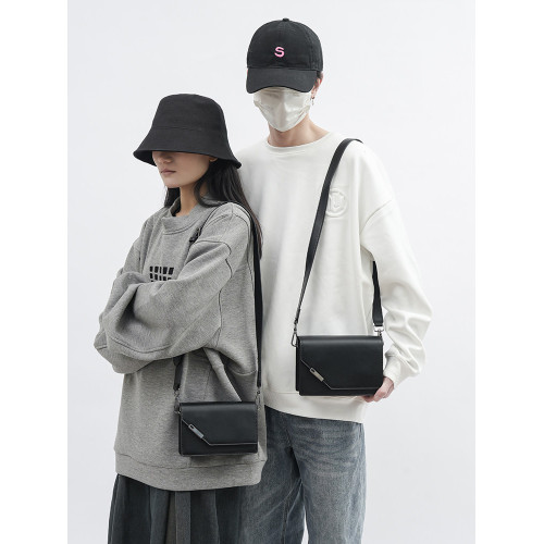 韓版男士黑色牛皮單肩斜背手拿包小方包時尚潮流百搭簡約PU挎包男