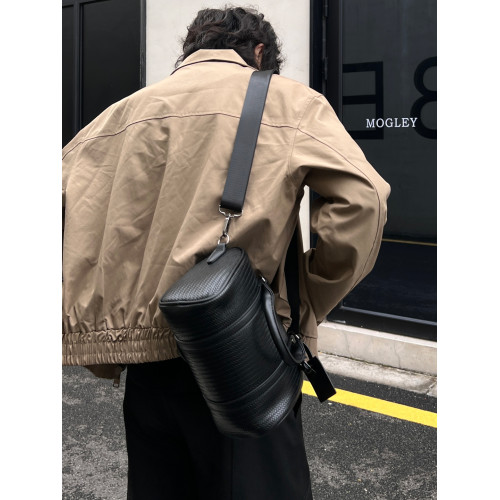 YUEN復古單肩斜背大容量托特皮質圓筒波士頓枕頭包男女中性風ins