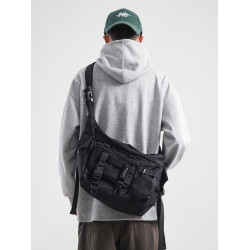 機能潮牌斜後後背包男生ins工裝街頭單肩包女運動騎行後後背包通勤郵差包