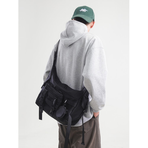 機能潮牌斜後後背包男生ins工裝街頭單肩包女運動騎行後後背包通勤郵差包