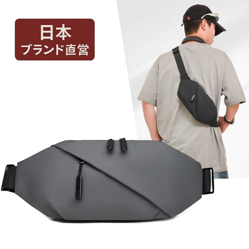 日本進口男士2025新款胸包斜後後背包男小包單肩包腰包休閒小挎包