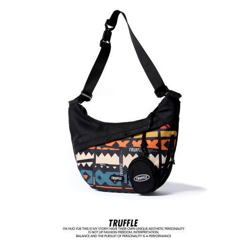 TRUFFLE潮牌斜後後背包男大容量出遊休閒餃子包女輕便單肩包胸包後後背包
