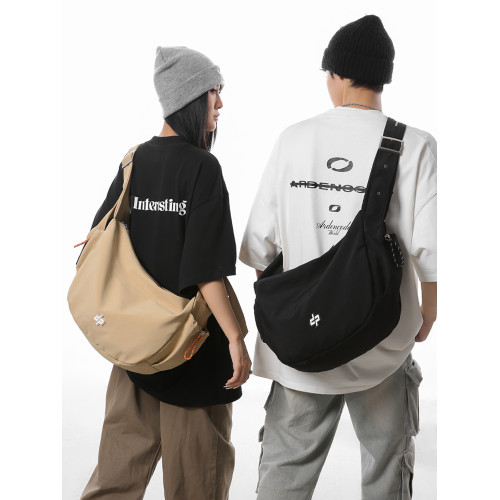 包包女外出旅行斜後後背包戶外騎行包大容量單肩包餃子包休閒後後背包男款 包包女外出旅行斜後後背包戶外騎行包大容量單肩包餃子包休閒後後背包男款