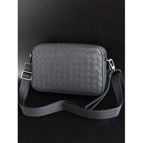 【胎牛皮】B家潮打蠟手工編織男士手拿單肩包時尚商務斜後後背包