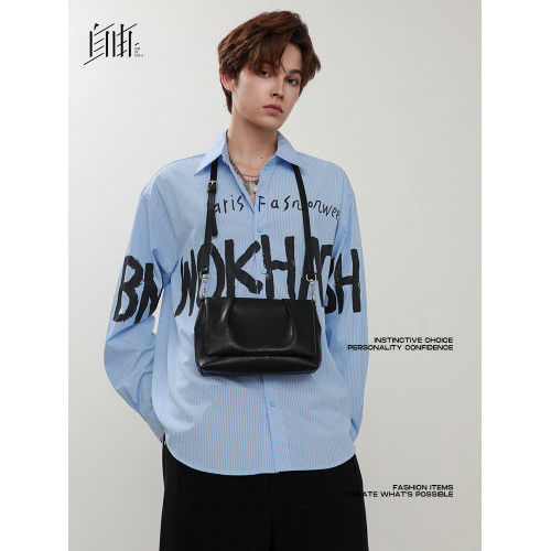 是自由啊 2026新款男包小衆設計小挎包高級感真皮單肩斜背小方包