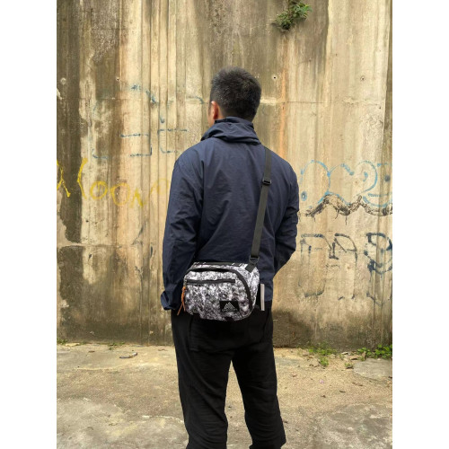 港風潮牌運動款單肩百搭時尚手拎袋防水牛津布斜背男士包袋斜後後背包