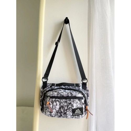 港風潮牌運動款單肩百搭時尚手拎袋防水牛津布斜背男士包袋斜後後背包