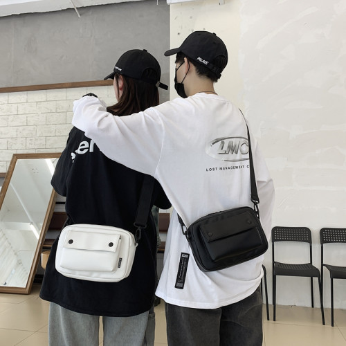 嘻哈斜後後背包男ins潮小包日系潮牌挎包休閒後後背包街頭潮流皮質單肩包