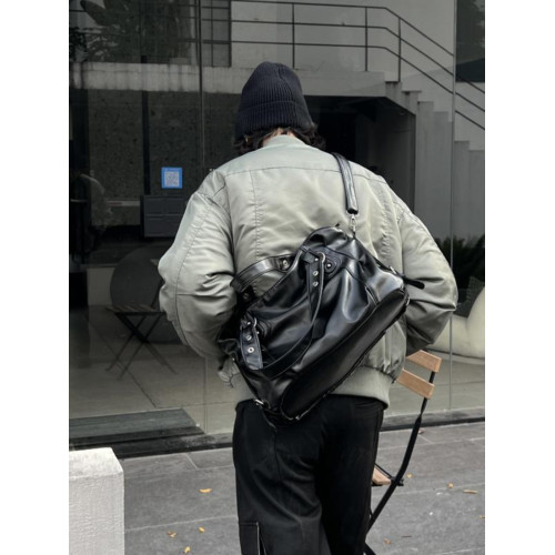 YUEN美式街頭暗黑系原宿單肩斜背大容量腋下手提挎包復古男女托特 YUEN美式街頭暗黑系原宿單肩斜背大容量腋下手提挎包復古男女托特