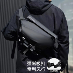 斜後後背包男士單肩包後後背包2026新款胸包騎行大容量腰包通勤可攜式磁吸釦
