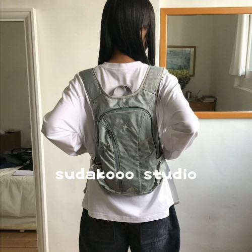 2025新款戶外徒步運動登山雙肩包男女學生旅遊休閒書包旅行包 2025新款戶外徒步運動登山雙肩包男女學生旅遊休閒書包旅行包