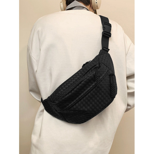 法國MKCLACK軟皮胸包2025春休閒百搭斜後後背包簡約運動腰包男騎行包