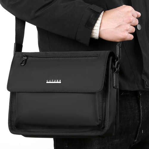 原創男包休閒斜後後背包小型包防水牛津布郵差包新帆布運動後後背包單肩包